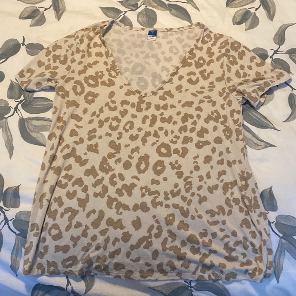 Animal print tee